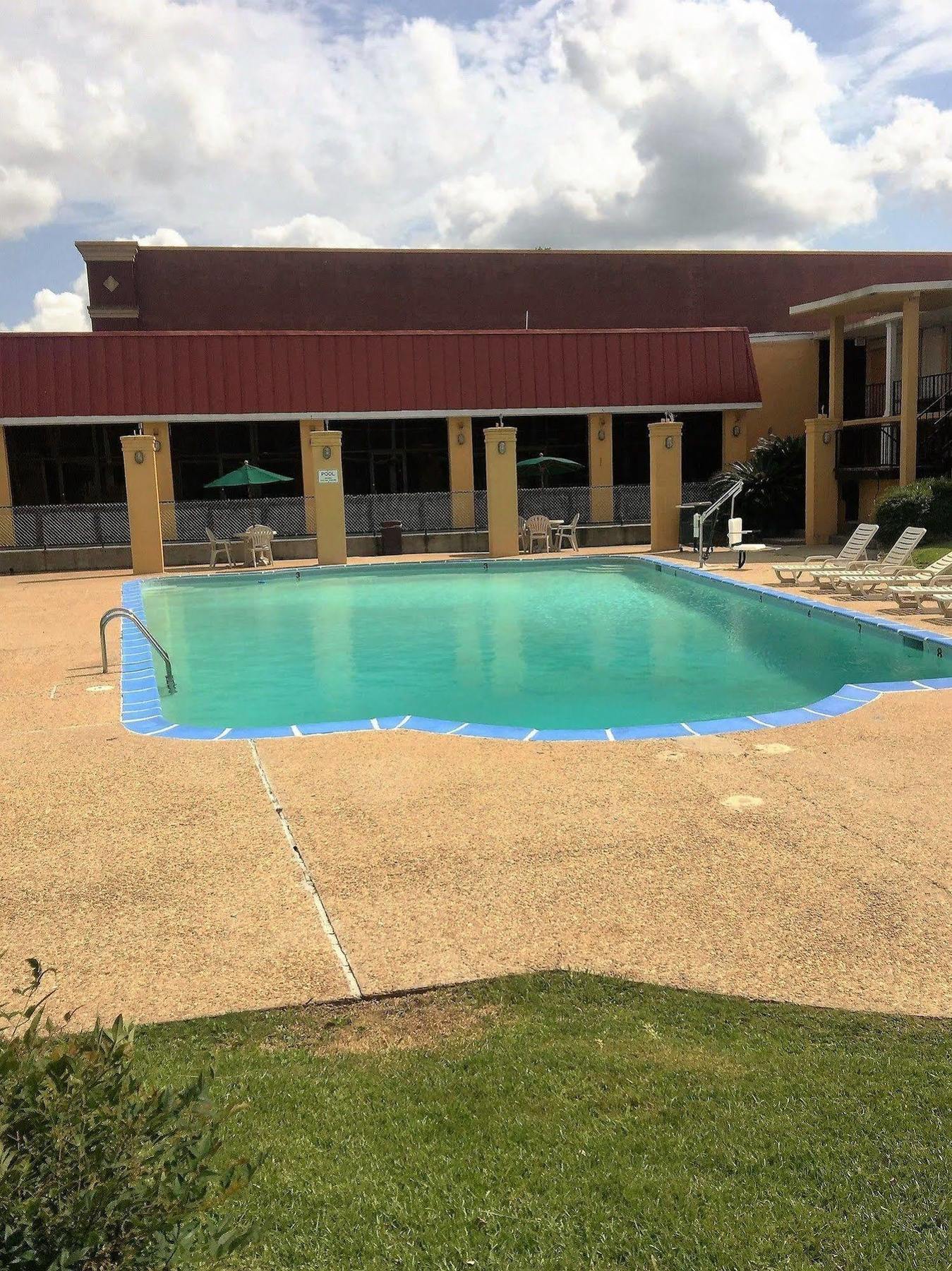 Executive Thibodaux New Orleans Hotel المظهر الخارجي الصورة